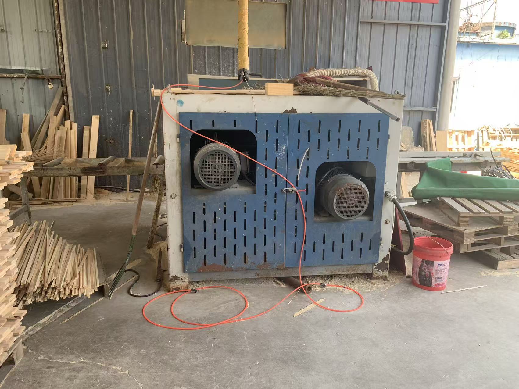 Woodworking machine in Rizhao Echon factory workshop showing professional manufacturing capabilities